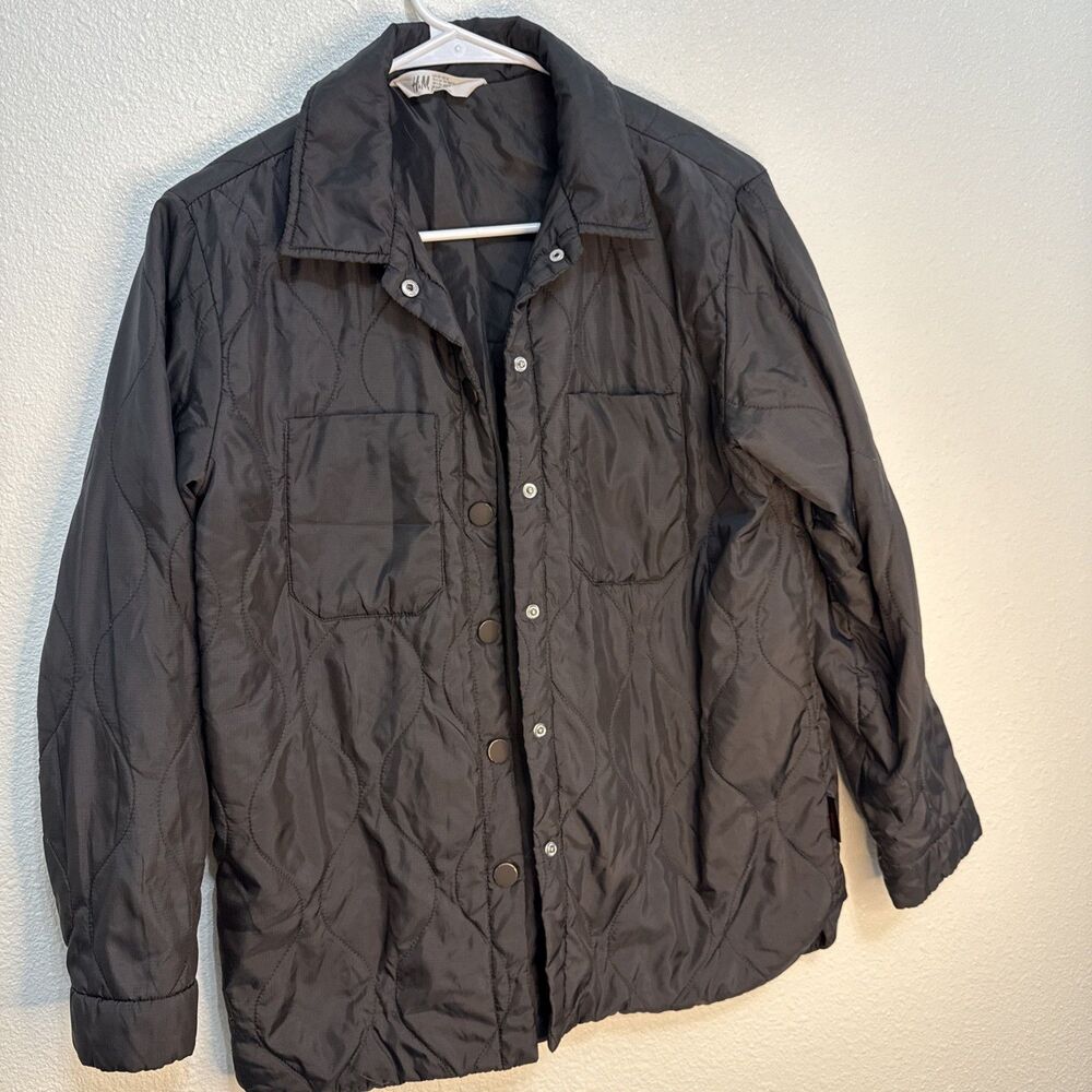 H&M Black Quilted Lightweight Jacket Women Size 14 Snap Buttons Pockets Lined